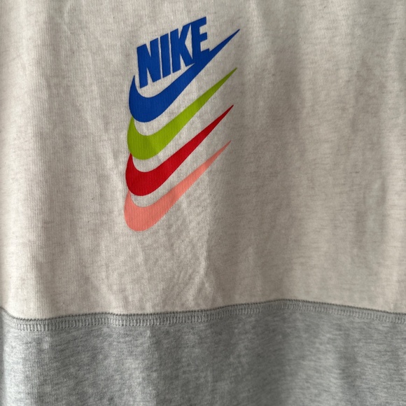 Nike tank top large - Picture 3 of 4